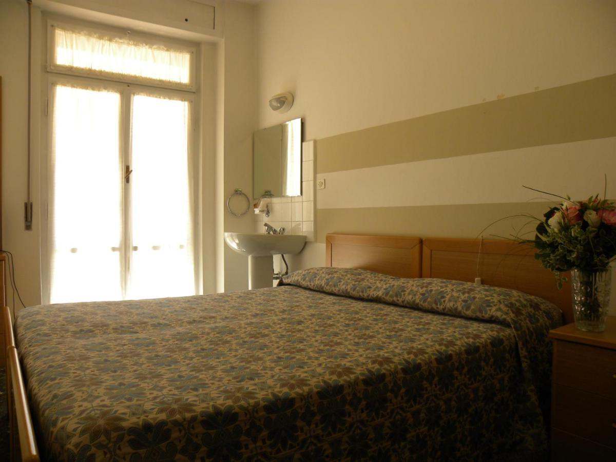 Albergo La Neigra Сестри-Леванте Экстерьер фото